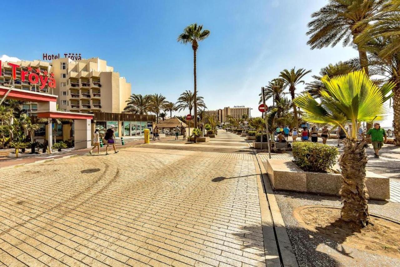 Two Bedroom Apartment With Wifi, Close To The Beach, In Playa De Las Americas Eksteriør bilde